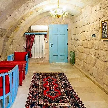 فندق Cave 5*